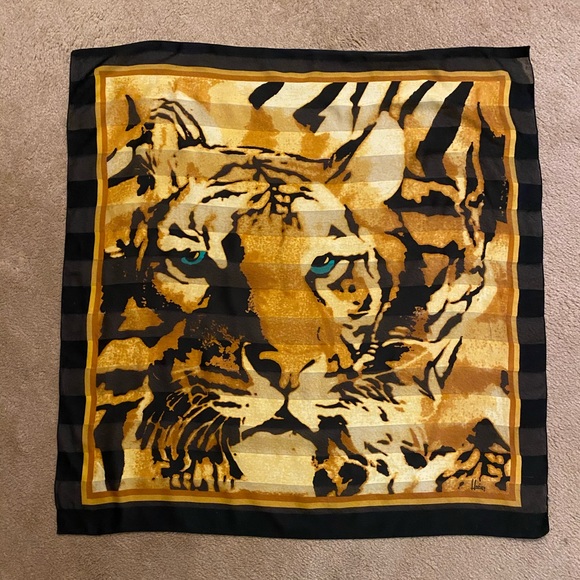 Set of three autumn scarves - Picture 2 of 7